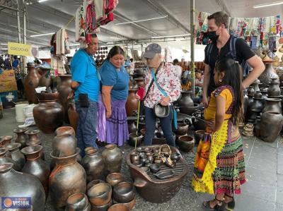 Encuentra las artesanías más representativas de Michoacán en el tianguis de Uruapan