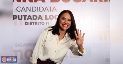 Nalleli Pedraza, se registra ante el IEM, como candidata a diputada local por el distrito 17