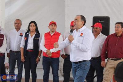 Balta Gaona, candidato a Diputado, Distrito 8, avanza con paso firme