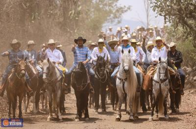 Alfonso cabalga rumbo al triunfo en Cuto de la Esperanza