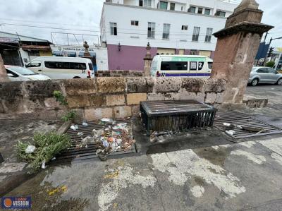 Retira Ayuntamiento toneladas de basura de calles y drenes