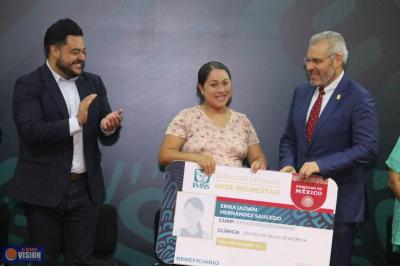 Arranca Bedolla entrega de credenciales IMSS-Bienestar