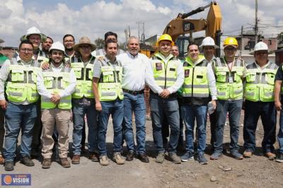 Supervisa Bedolla avance del paso superior vehicular de Villas del Pedregal