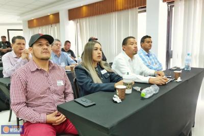 Morena Michoacán capacita a los alcaldes electos para impulsar gobiernos sin corrupción