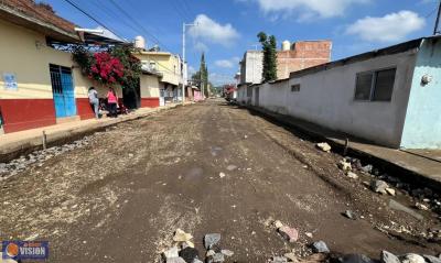 Gobierno de Zacapu Continúa con la Pavimentación de Calle Clarín