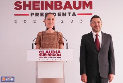 Claudia Sheinbaum, presenta a Martí Batres, como próximo Director del ISSSTE