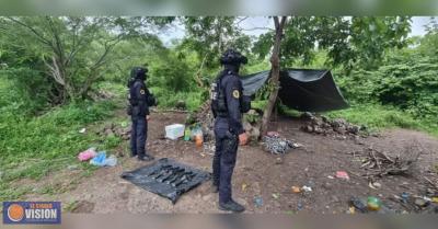 SSP localiza campamento y desactiva 10 artefactos explosivos en Apatzingán