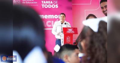 Inaugura Nacho Campos ciclo escolar 2024-2025