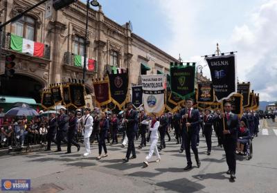 Con templanza y fuerza las y los nicolaitas participaron en el desfile del 16 de septiembre