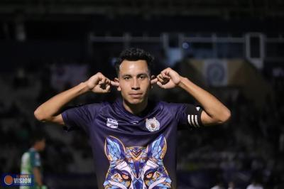 Cristian Ortiz "El Tigre", estudiante de la UMSNH se corona  goleador nacional de la Liga TDP