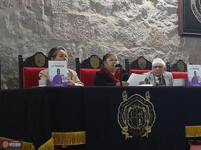 Todo un éxito, la presentación del libro "La Travesía" ante universitarios nicolaitas