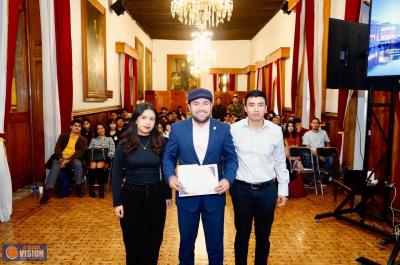 Reyes Galindo impulsa la formación legislativa de jóvenes en el "Taller Nicolaita Legislativo"