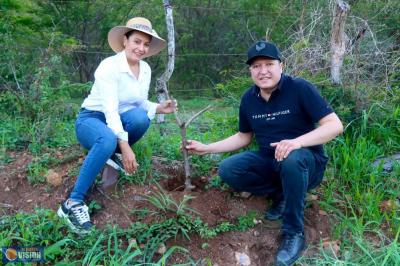 Encabeza Graciela Hernández Arreola brigadas de reforestación en Turicato