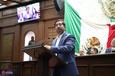 Abraham Espinoza propone red de centros de acopio de aceite vegetal usado en municipios de Michoacán